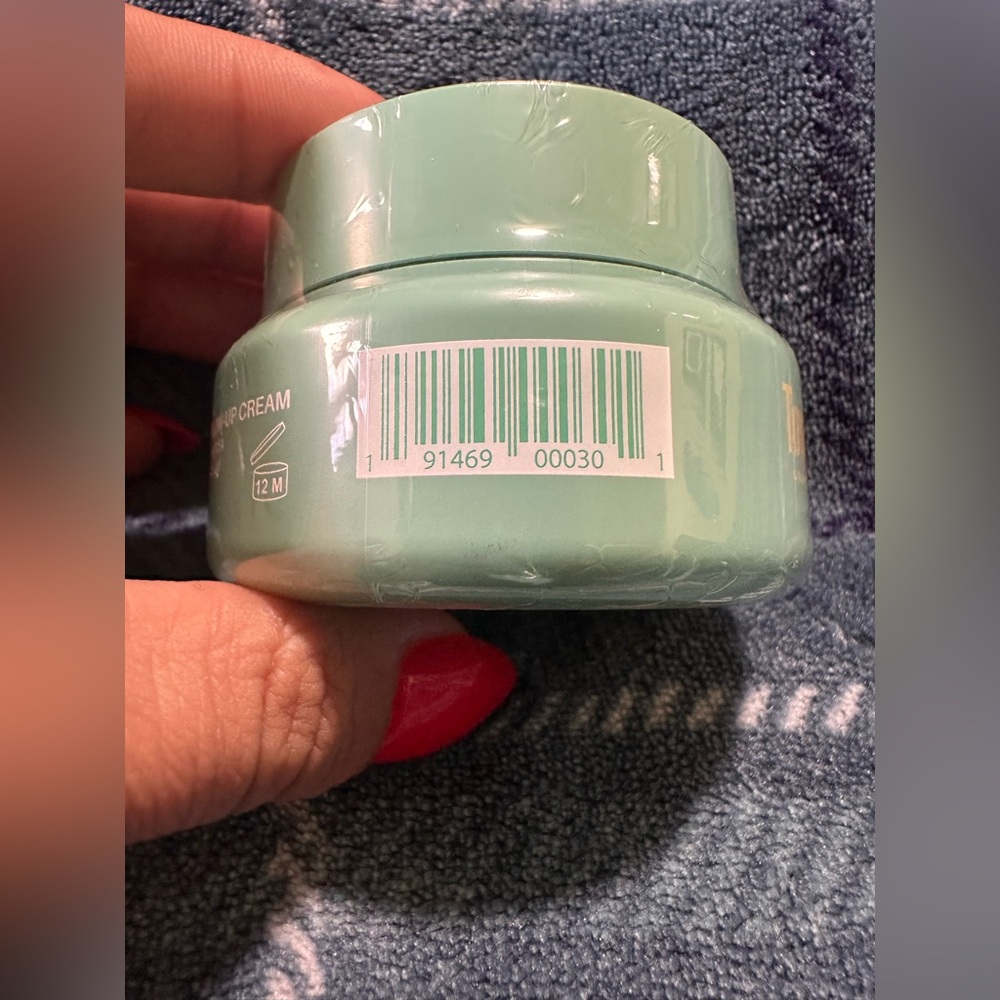 Tovegan Green Glow-up Cream - Picture 2 of 4